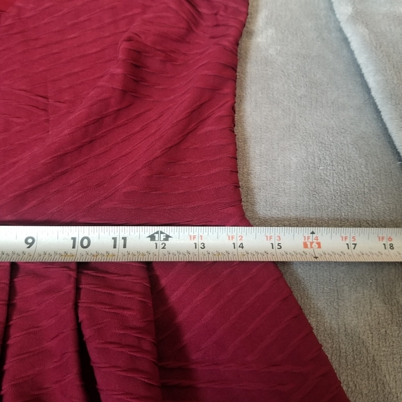 Enfocus Womens Vneck Dark Red Spandex Sz 6 Pullover Dress Knee Length Sleeveless - Picture 8 of 9